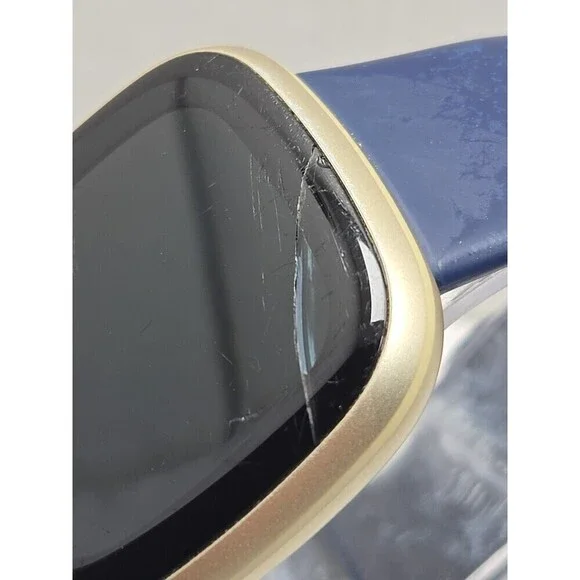 Fitbit Versa 3 FB511 Smartwatch GPS Heart Rate SpO2 Activity Tracker - Read Dis - Picture 5 of 14